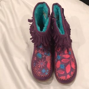 Chooze Girl Suede Booties